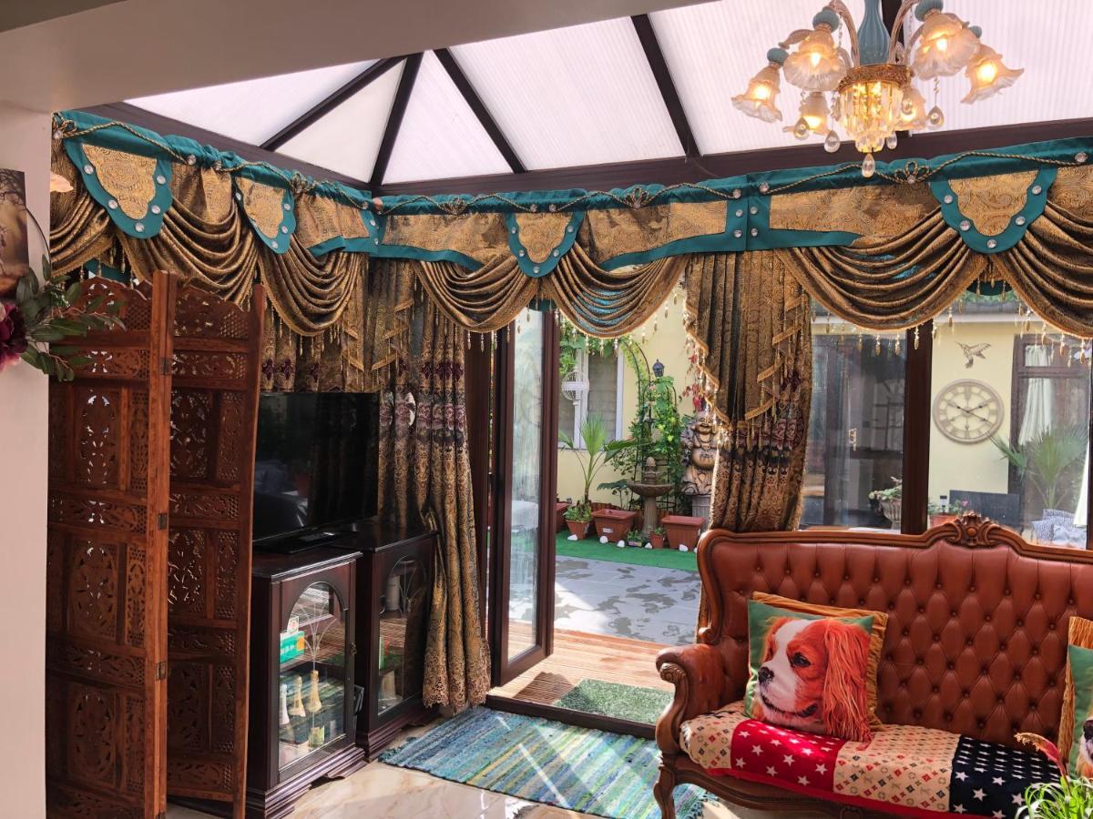 Cheerful 4 Bedroom House With Garden Free Parking London Exteriör bild