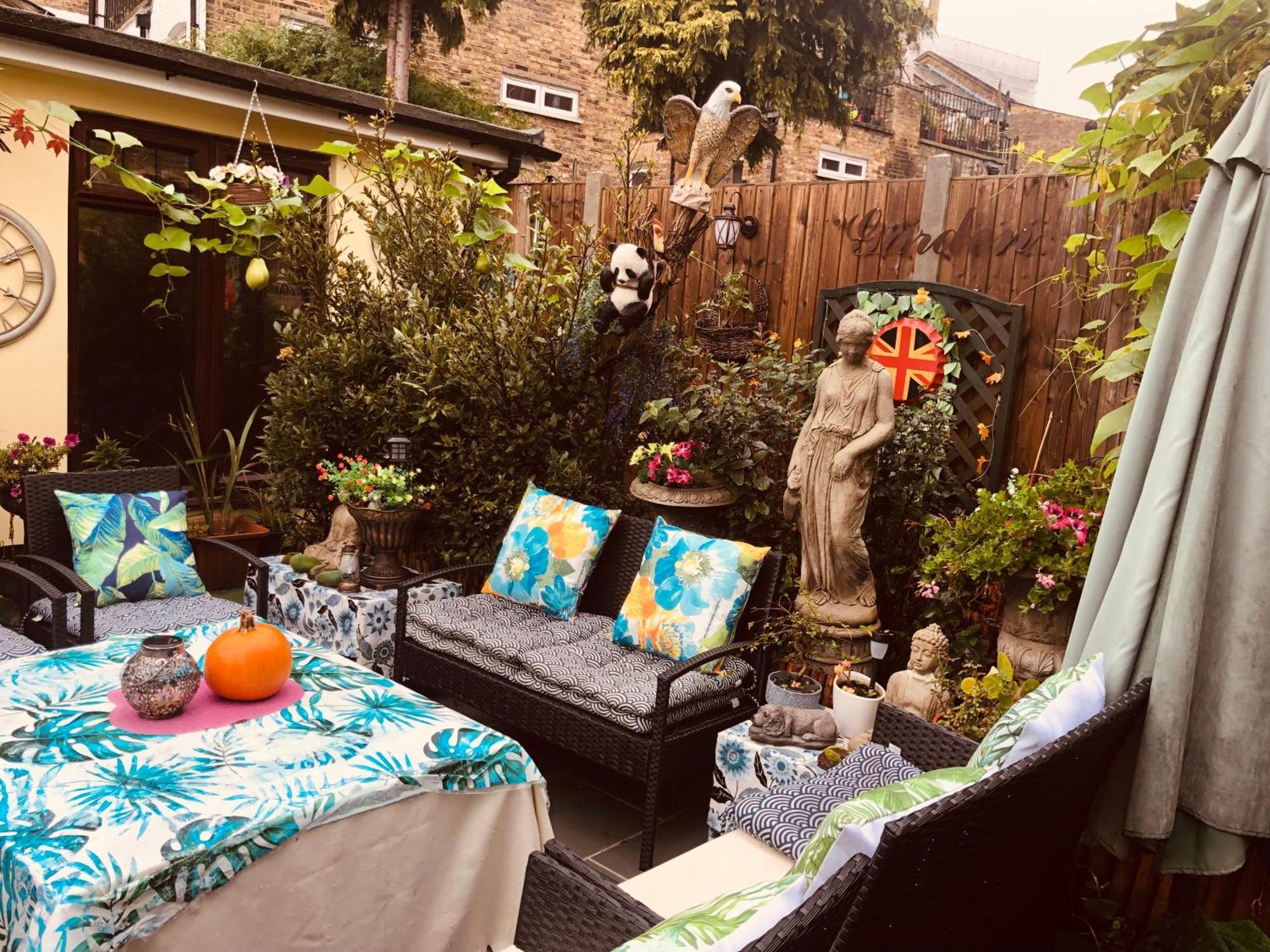Cheerful 4 Bedroom House With Garden Free Parking London Exteriör bild